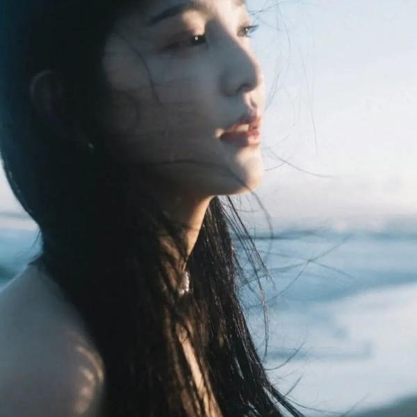 告密者电影版2023